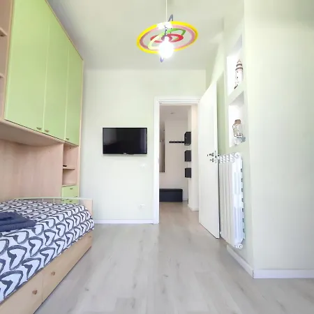 Maya Apartment *